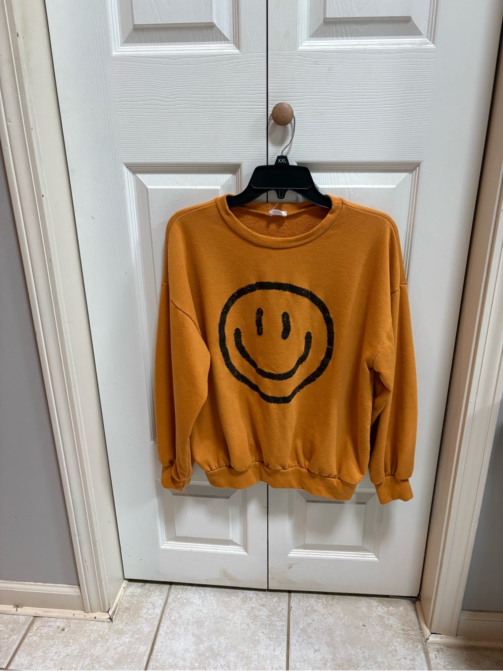 Le Lis Mustard Smiley Crewneck Sweatshirt